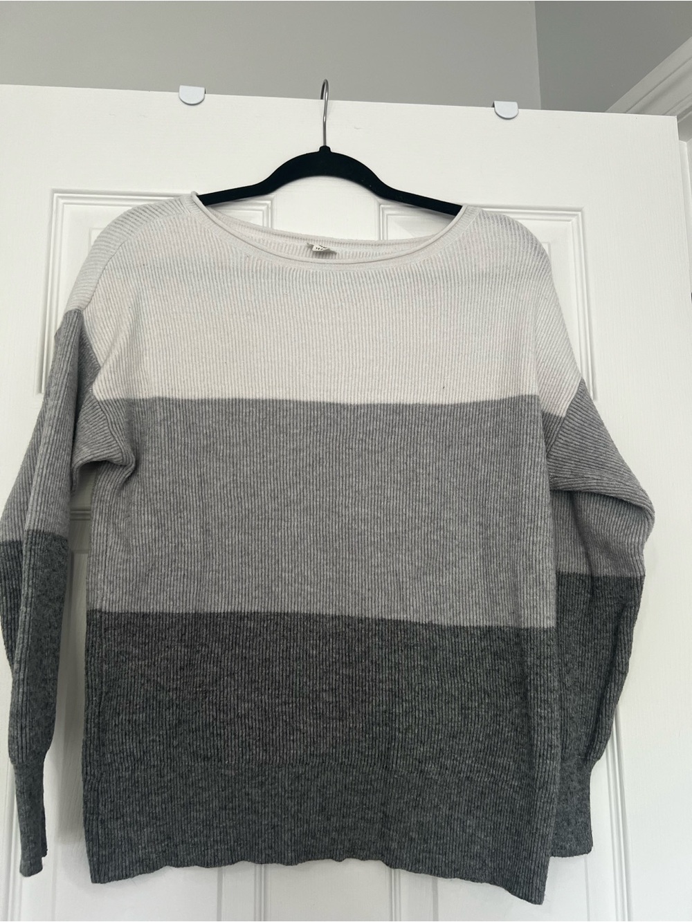 Garage Gray & White Colorblock Ribbed Crewneck Sweater
